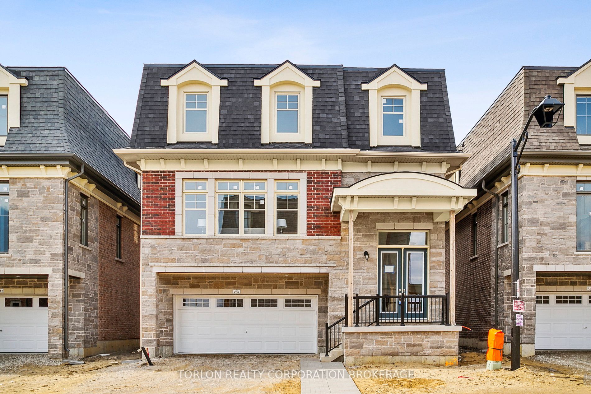 2159 Royal Gala Circ