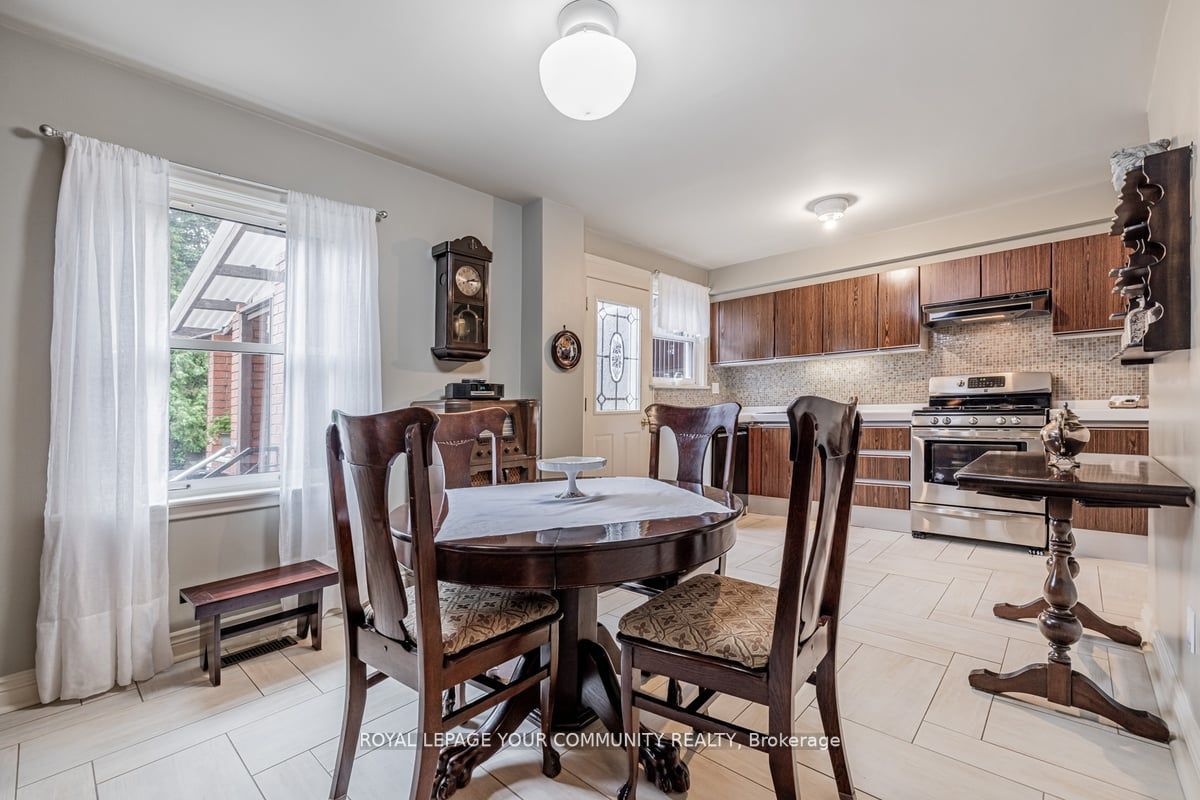 97 Giltspur Dr