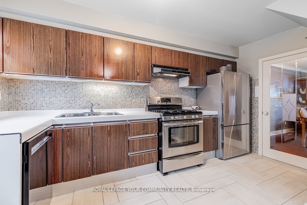 97 Giltspur Dr