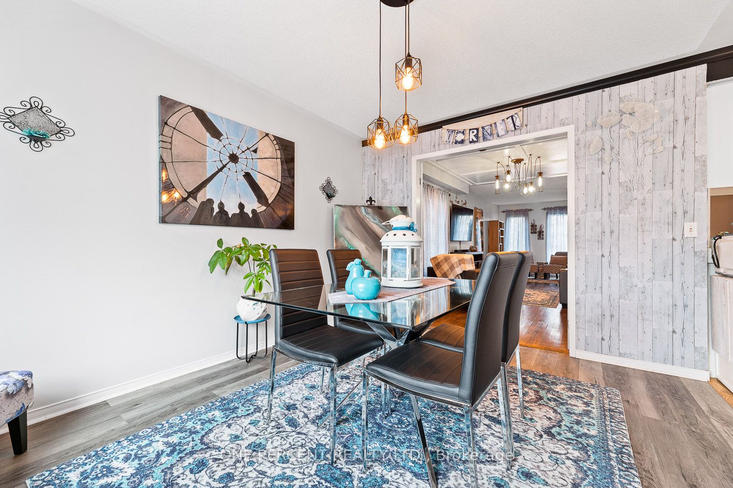 303 Dogwood St