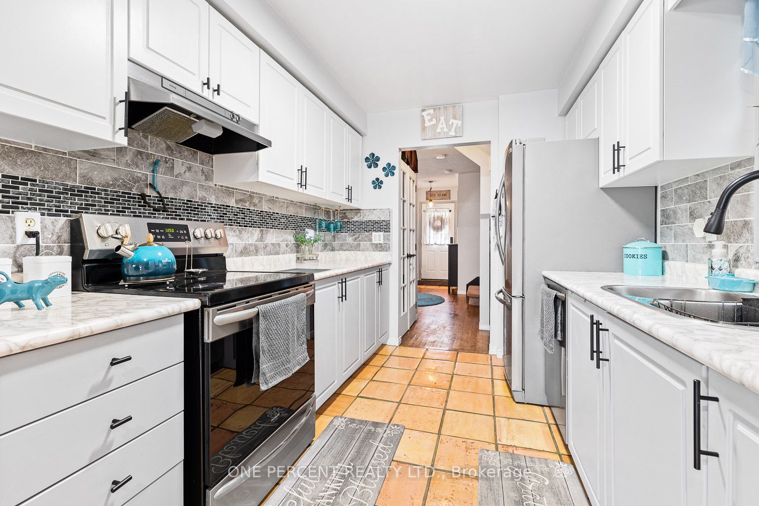 303 Dogwood St