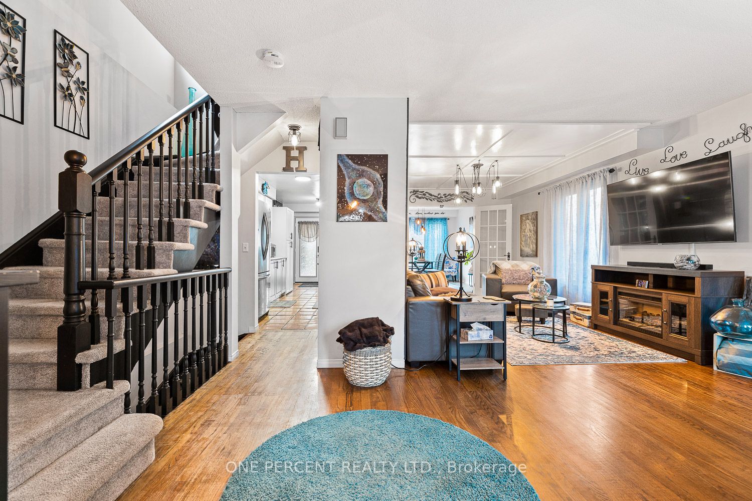 303 Dogwood St
