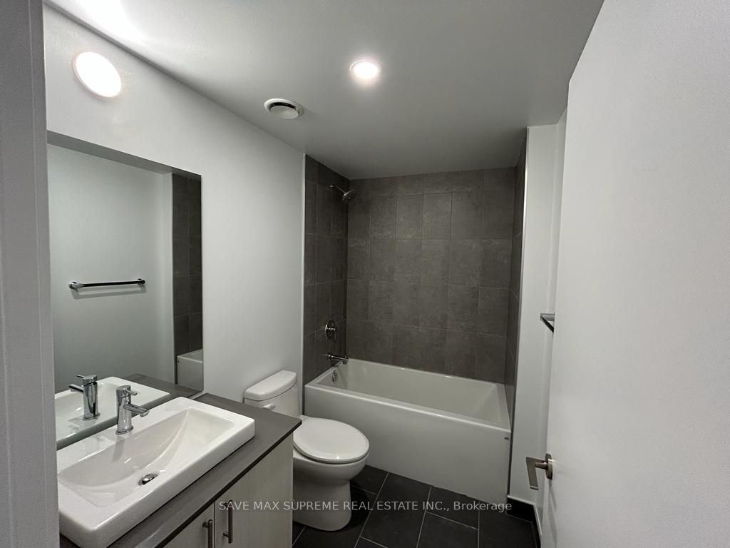 1195 The Queensway St, ##1007