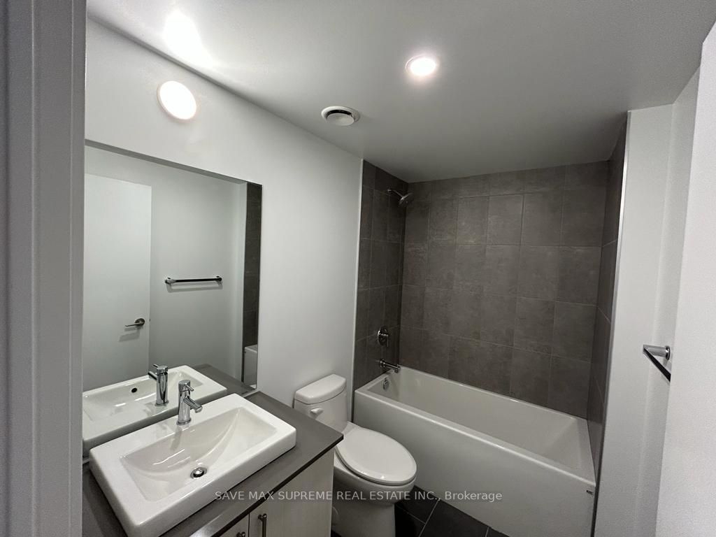 1195 The Queensway St, ##1007