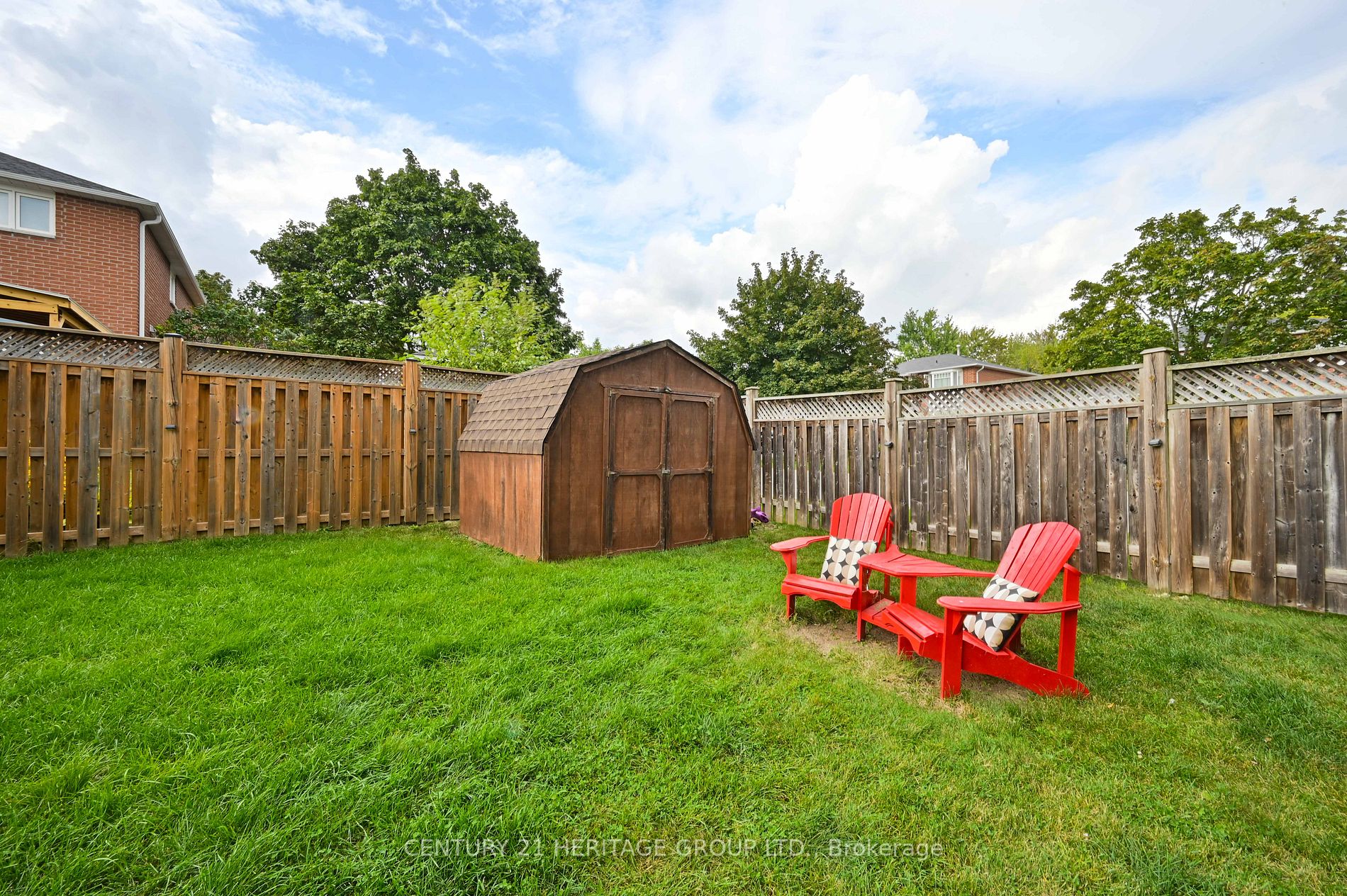 18 Egan Cres