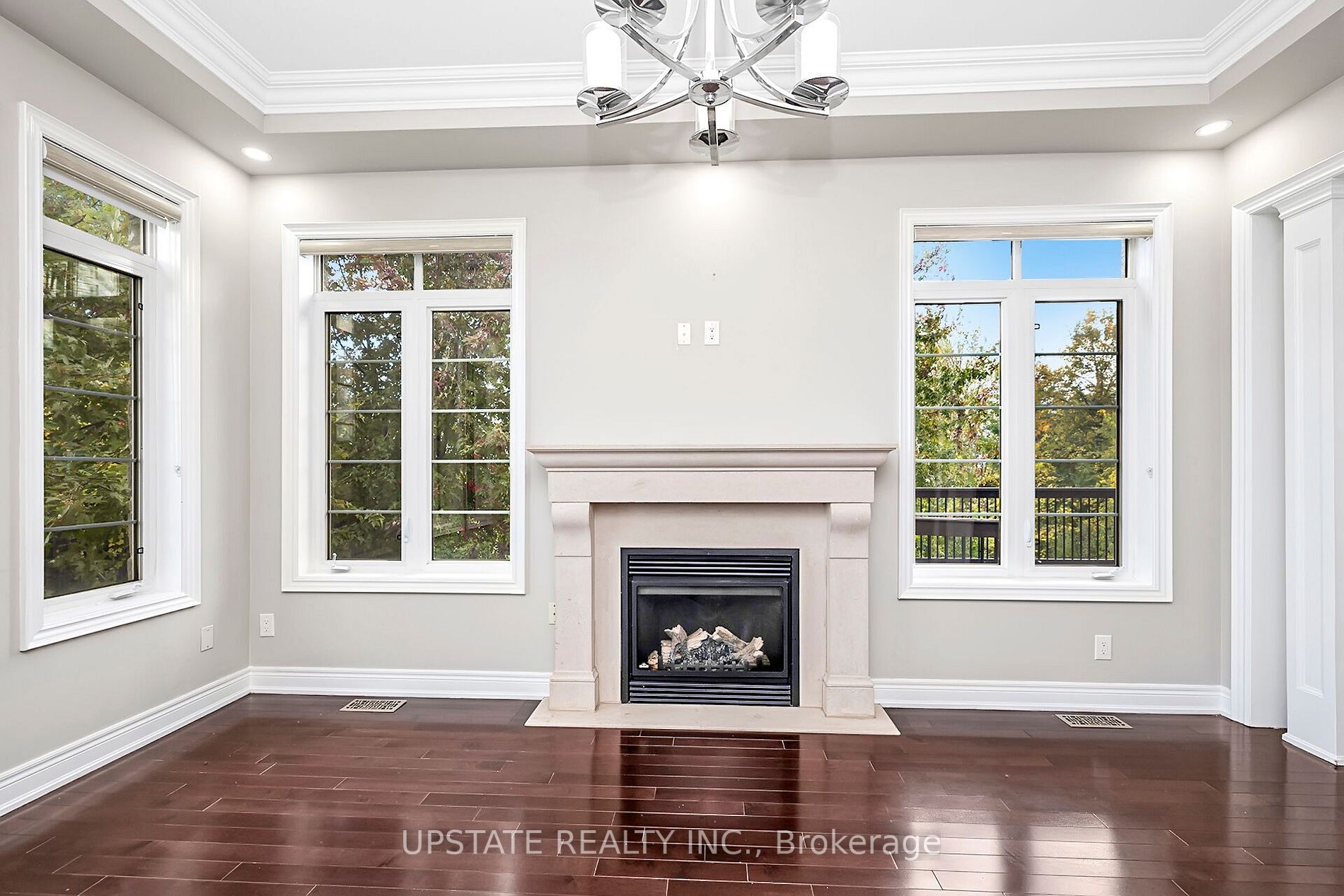 29 Haywood Dr