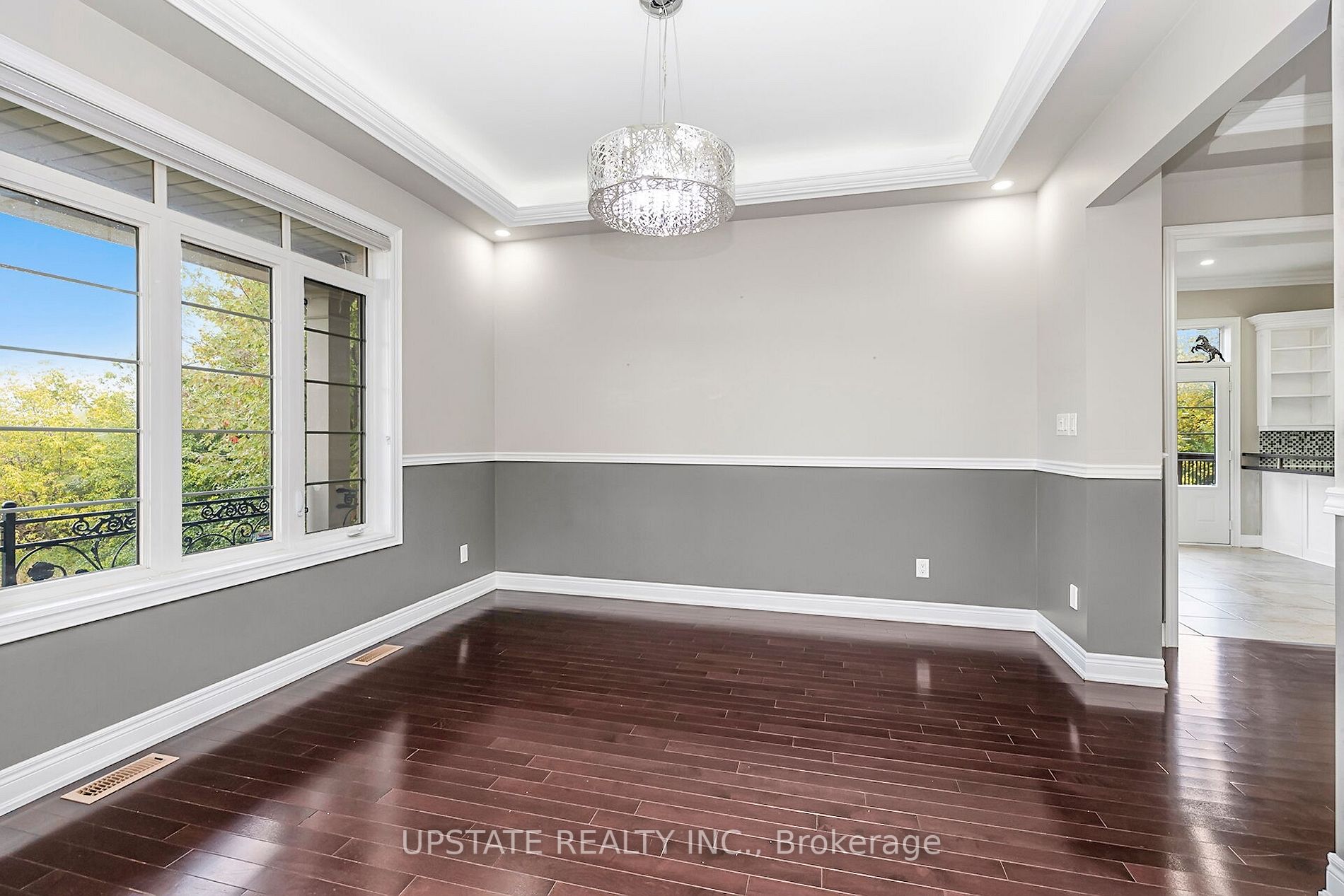 29 Haywood Dr