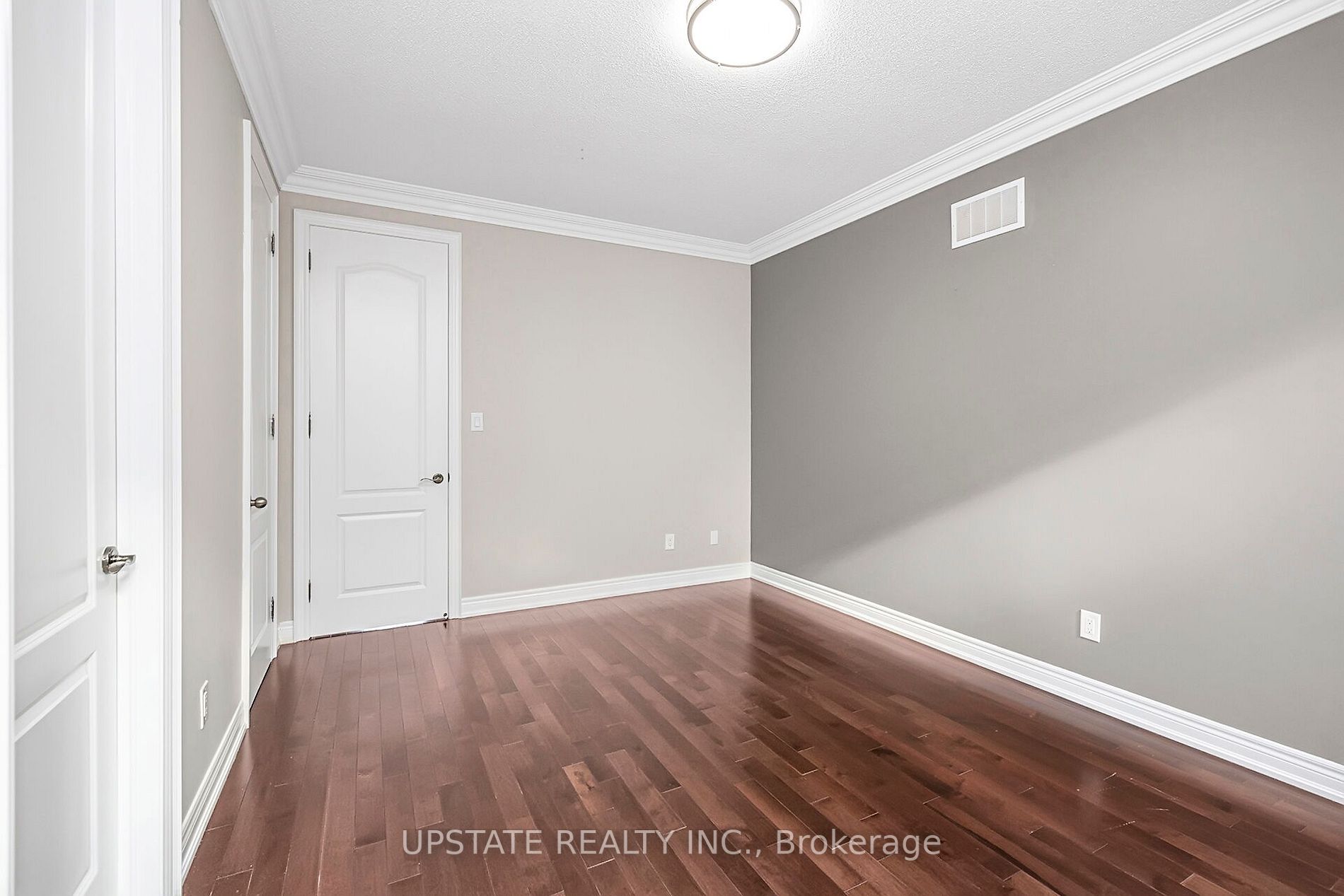 29 Haywood Dr