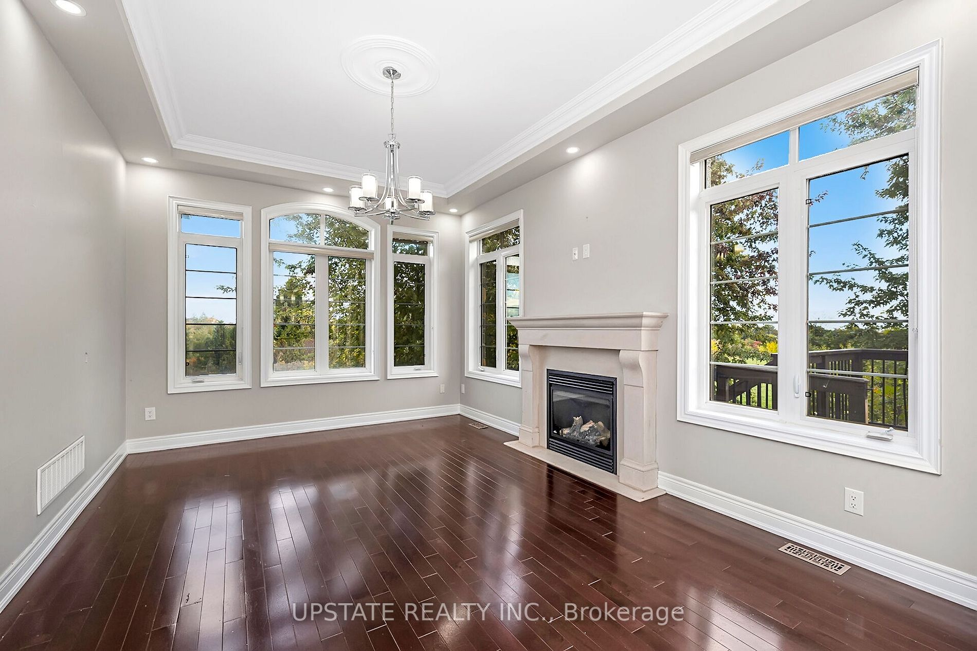 29 Haywood Dr