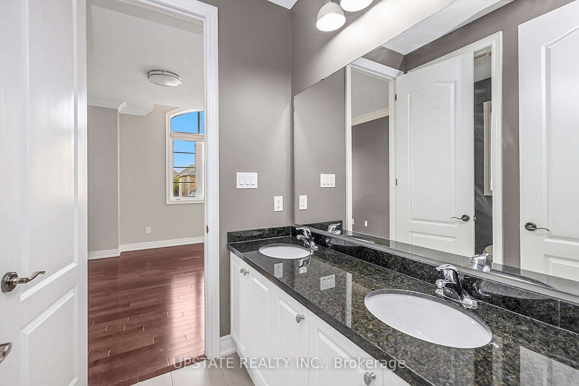29 Haywood Dr