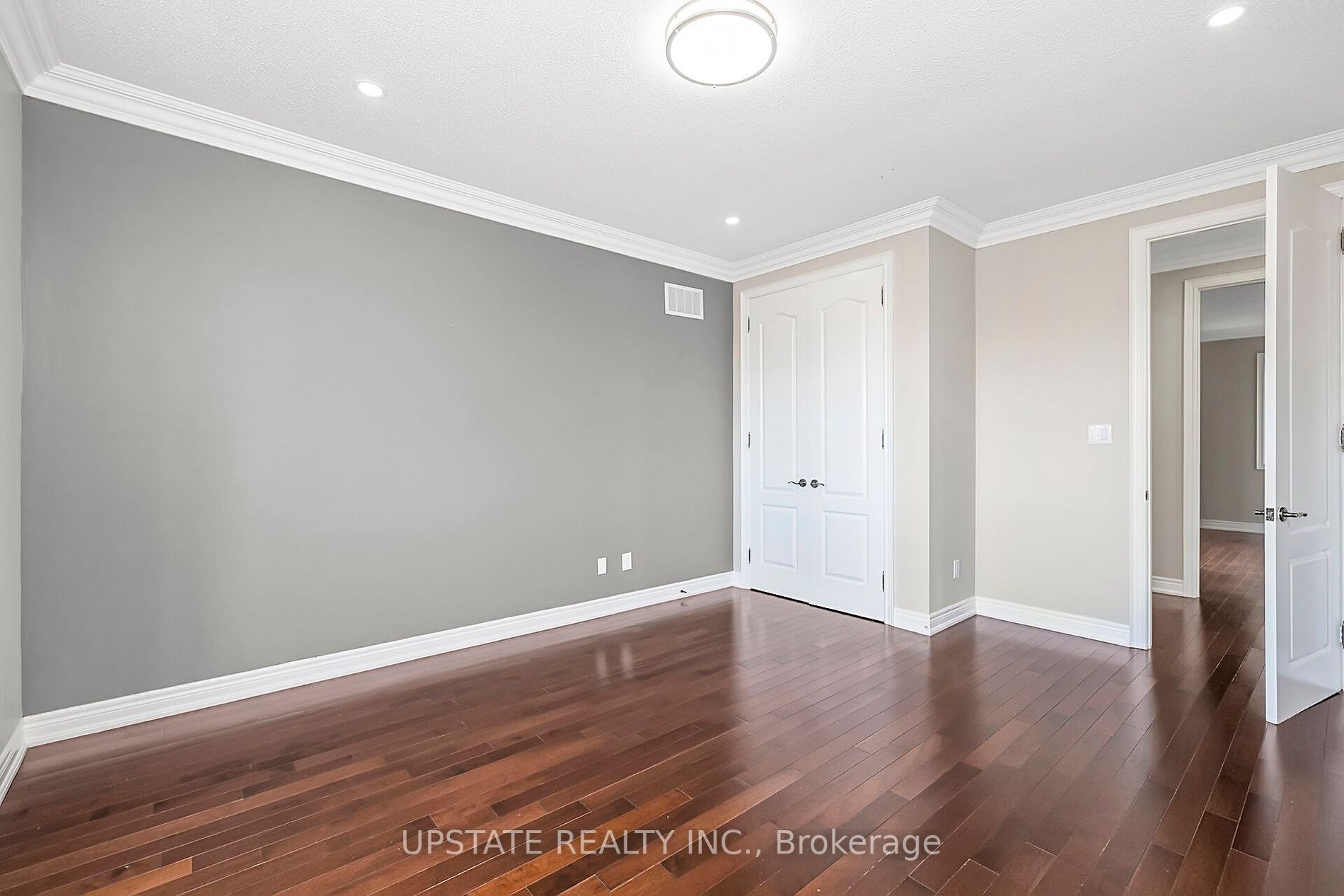 29 Haywood Dr