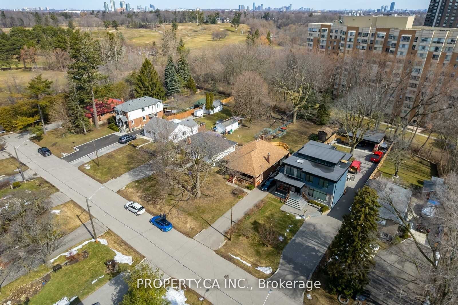 1079 Deta Rd