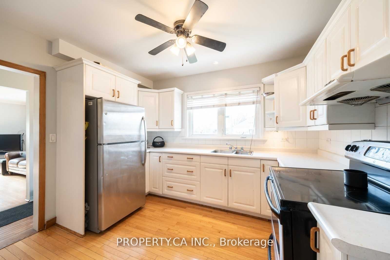 1079 Deta Rd
