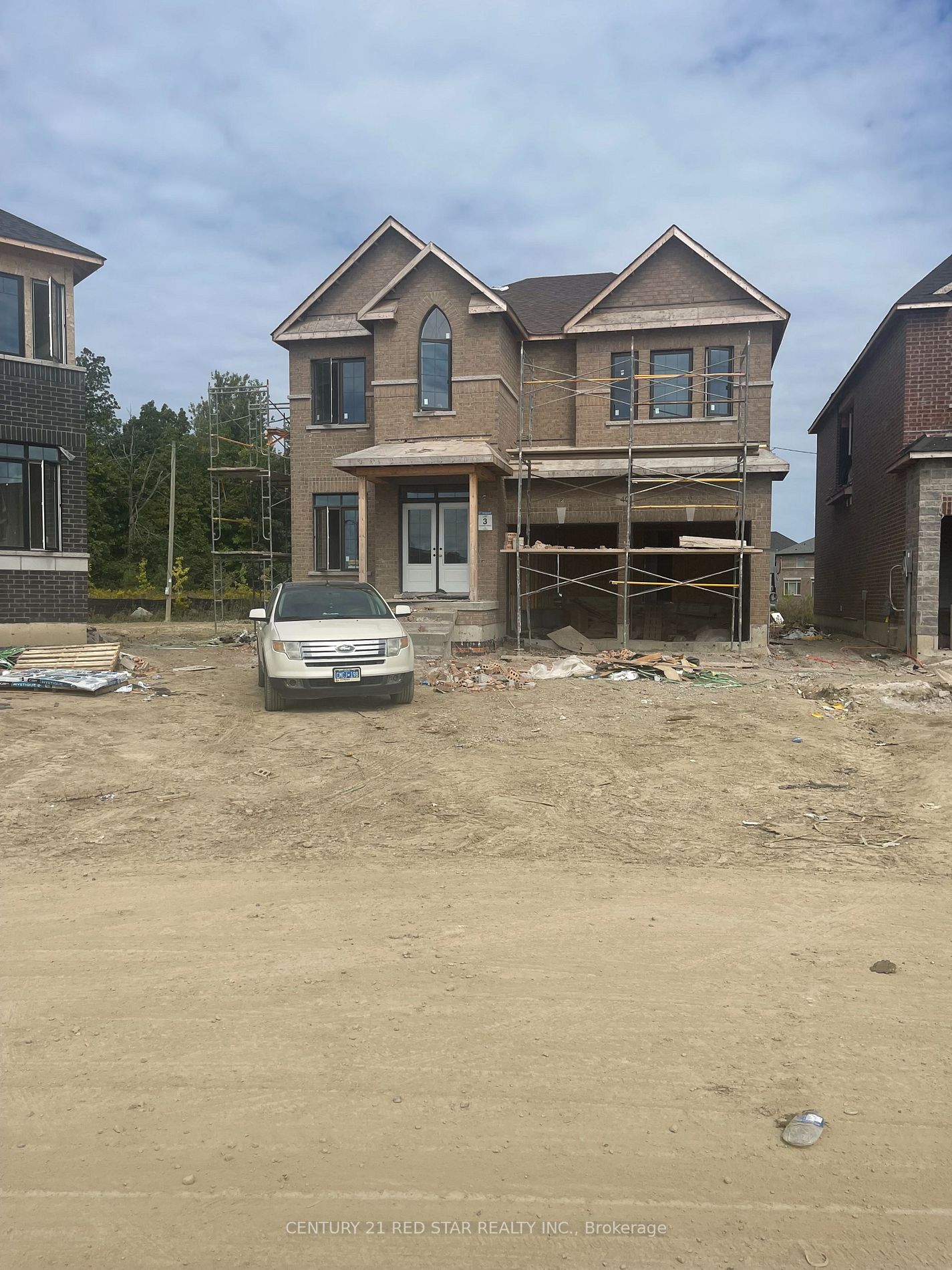 40 Dundee St