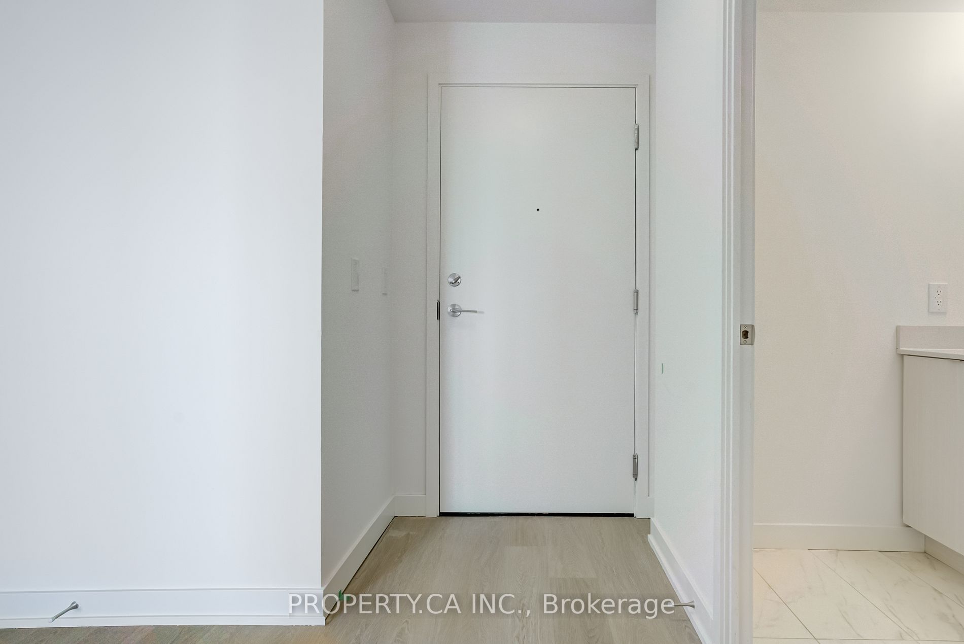 859 The Queensway, #713
