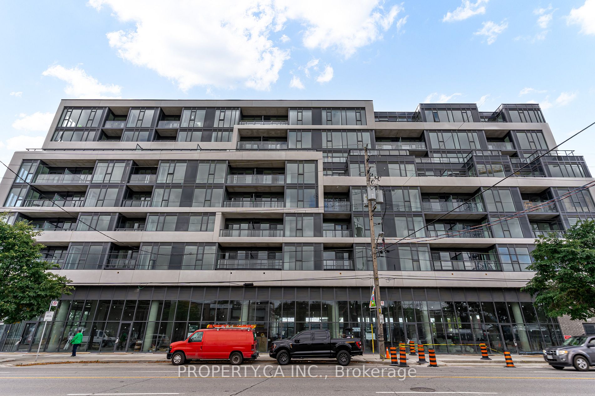 859 The Queensway, #713