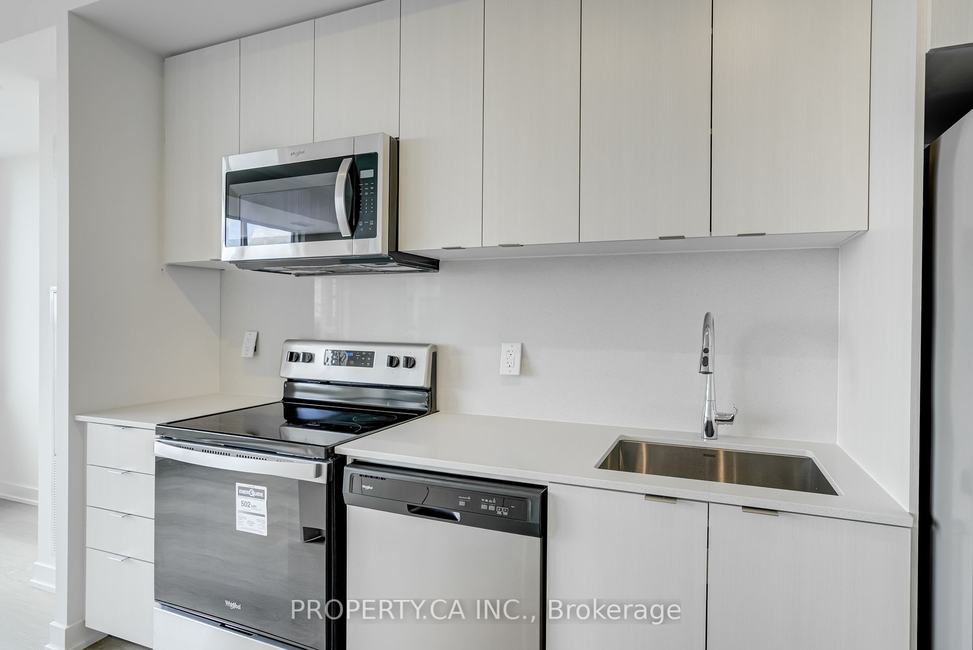 859 The Queensway, #713
