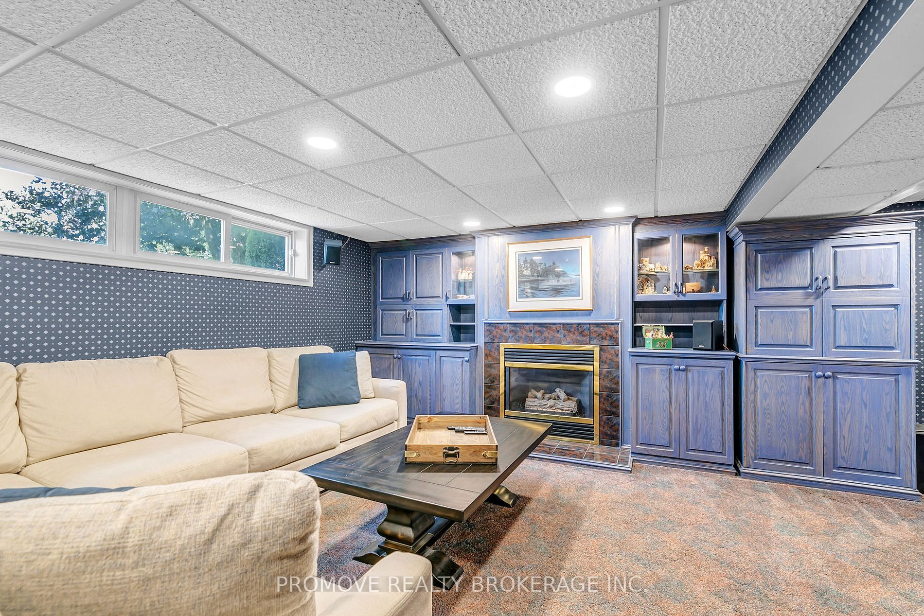 68 Irwin Cres