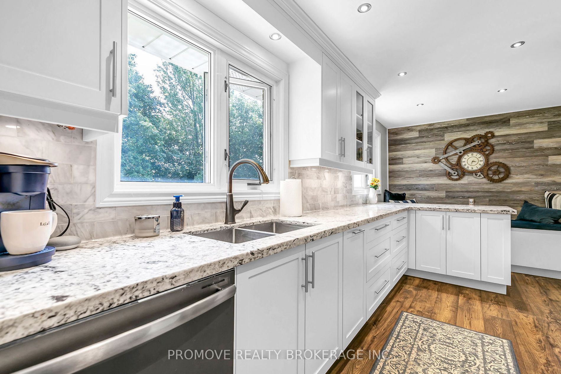 68 Irwin Cres