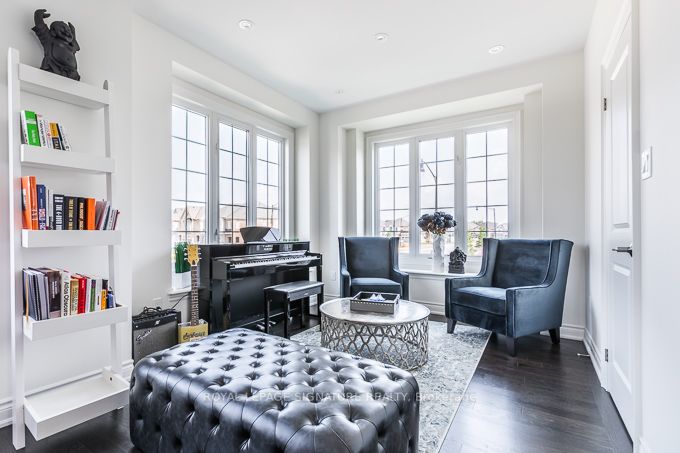 90 Lady Evelyn Cres