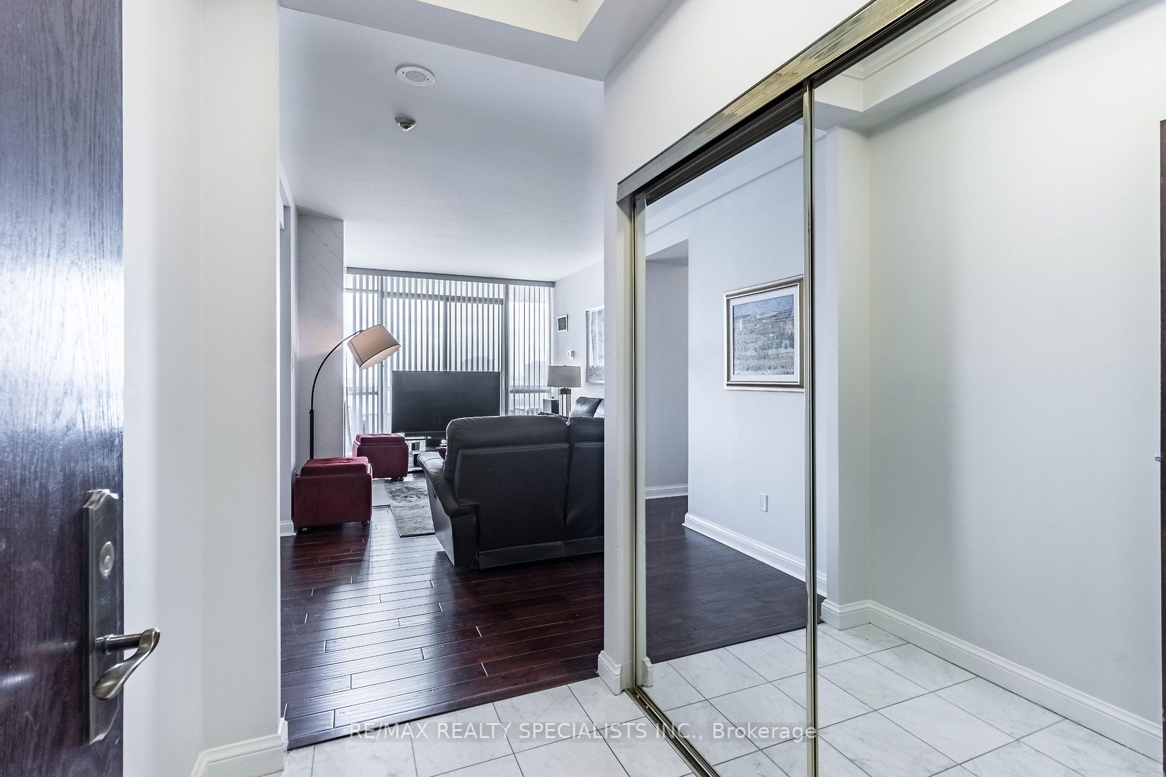 24 Hanover Road, #2204