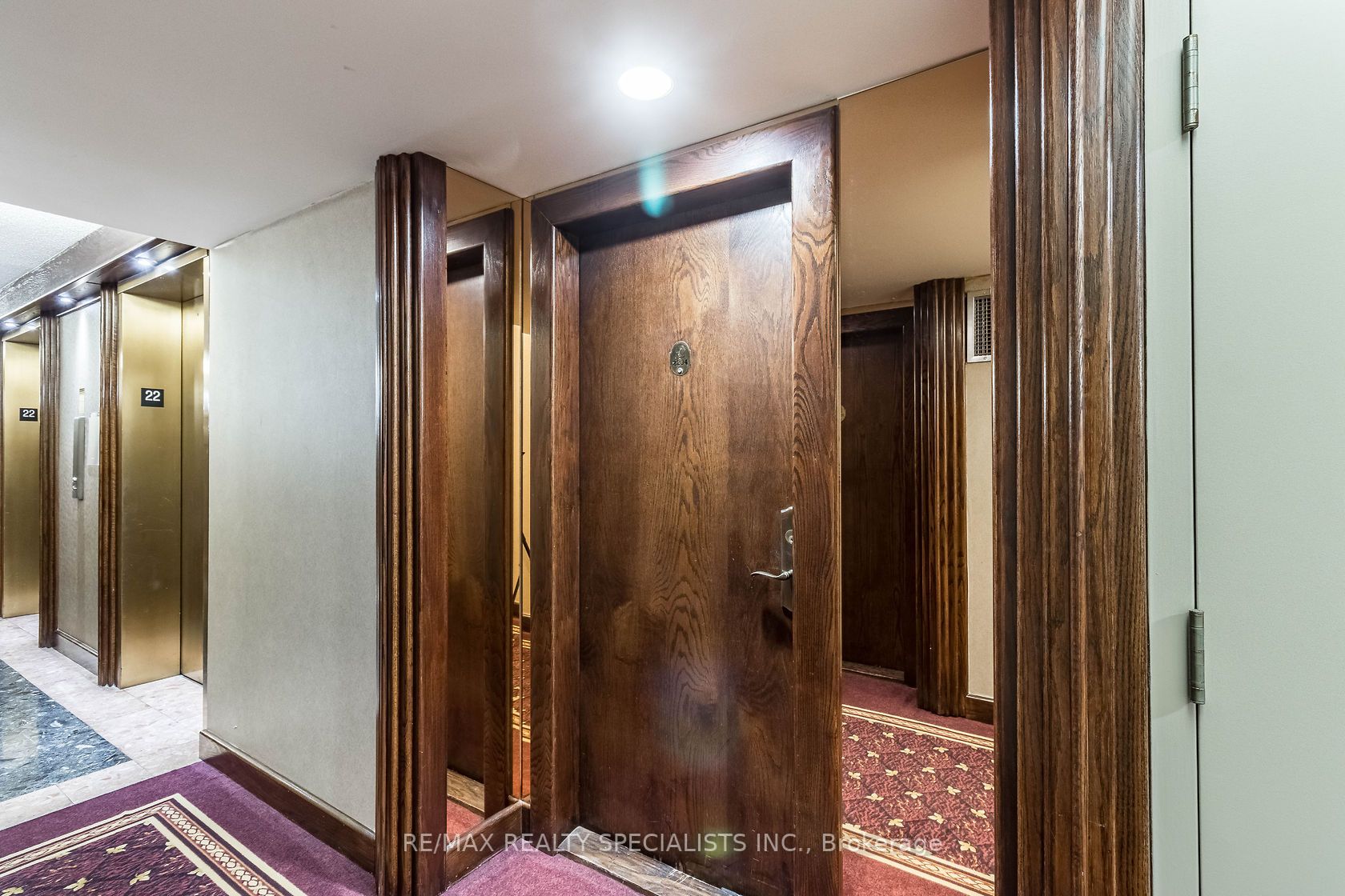 24 Hanover Road, #2204