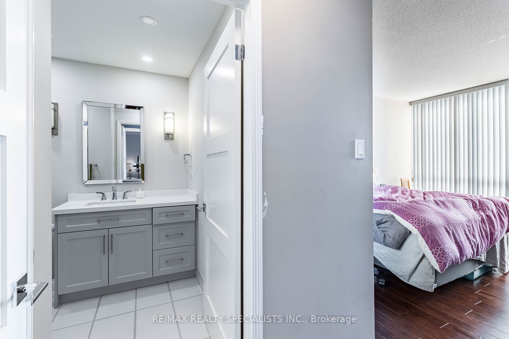 24 Hanover Road, #2204