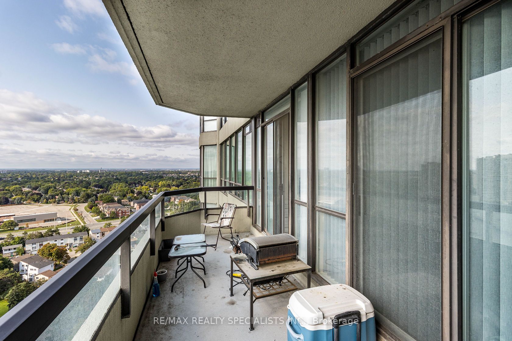 24 Hanover Road, #2204