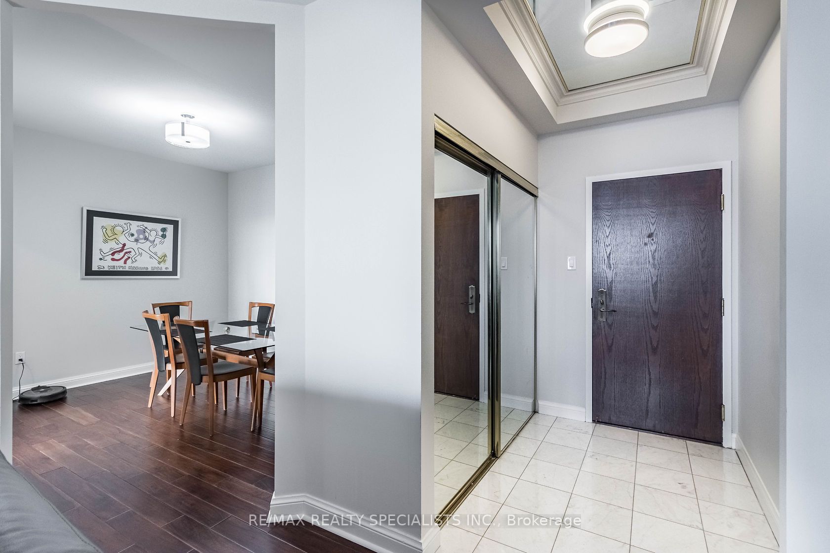24 Hanover Road, #2204