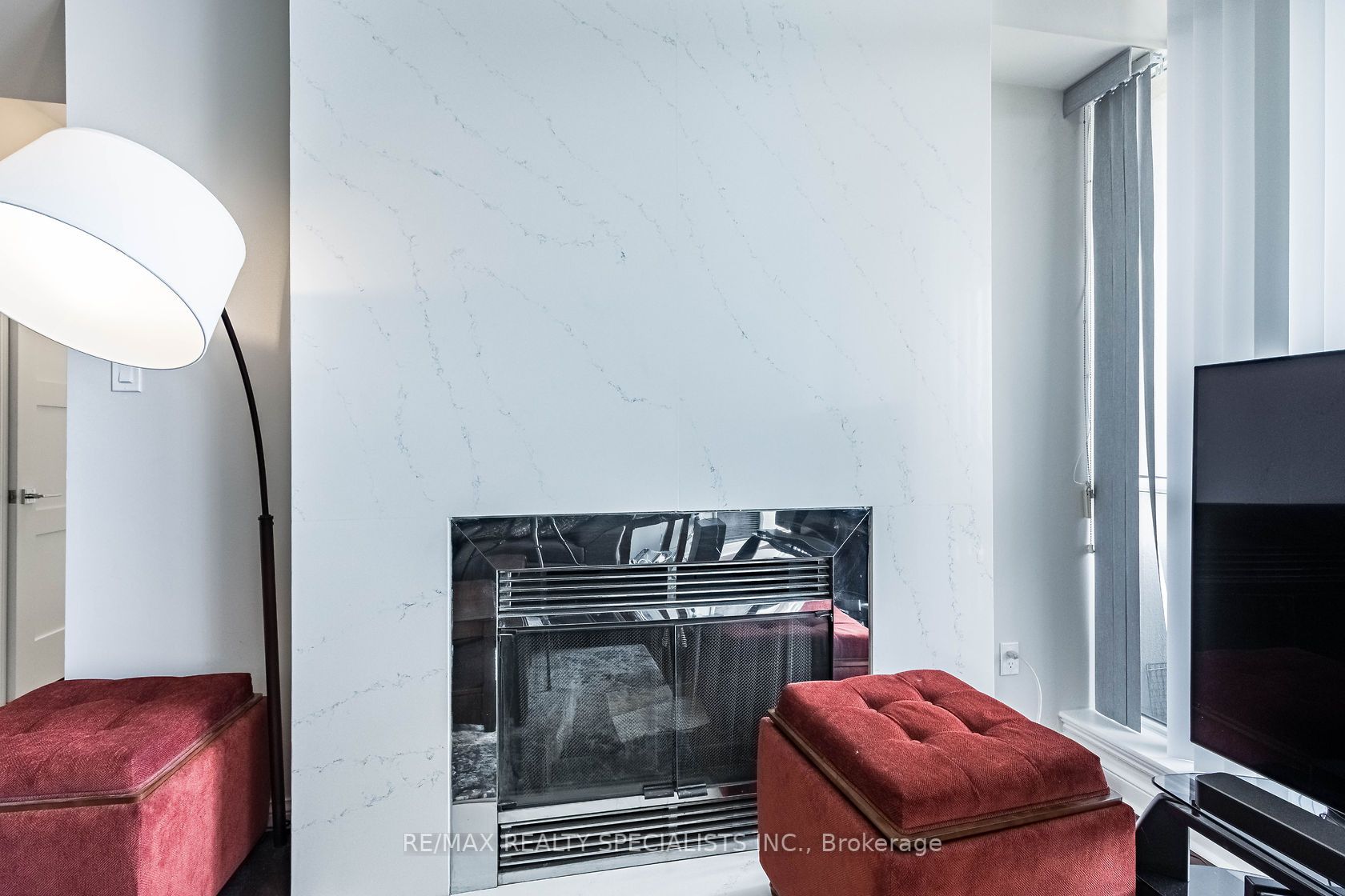 24 Hanover Road, #2204