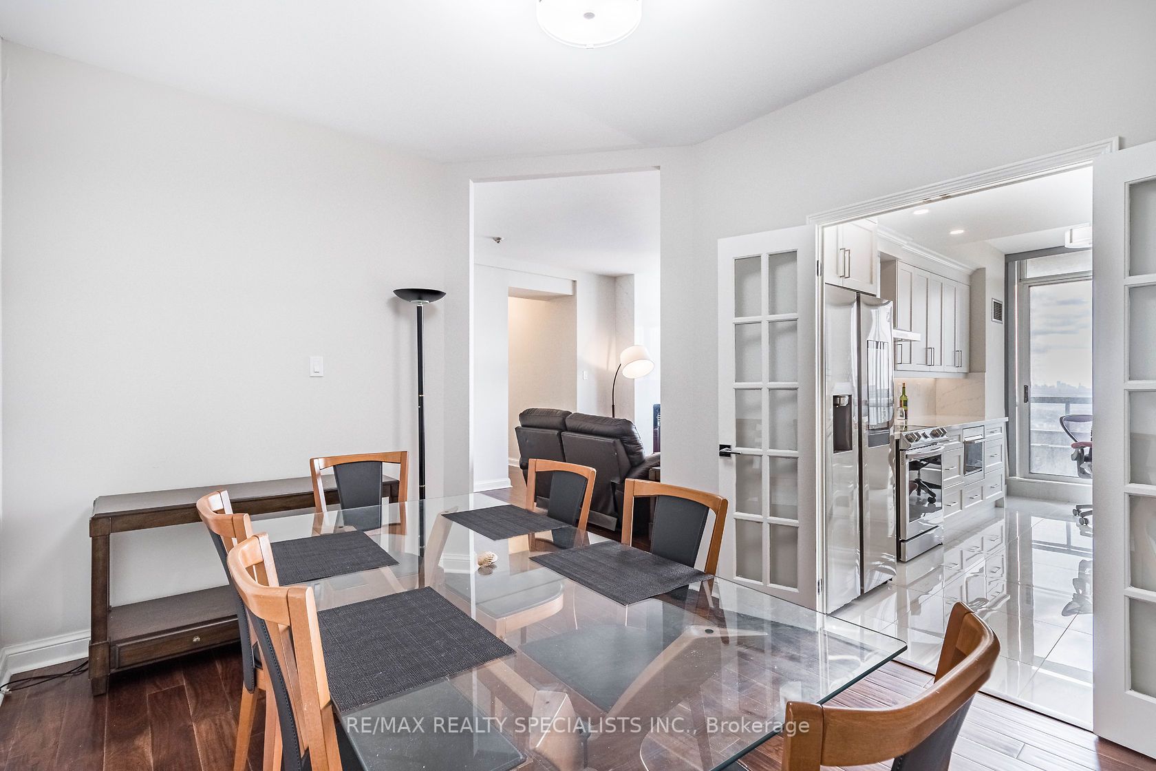 24 Hanover Road, #2204