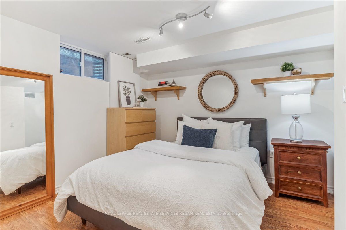 386 Moonglow Crt