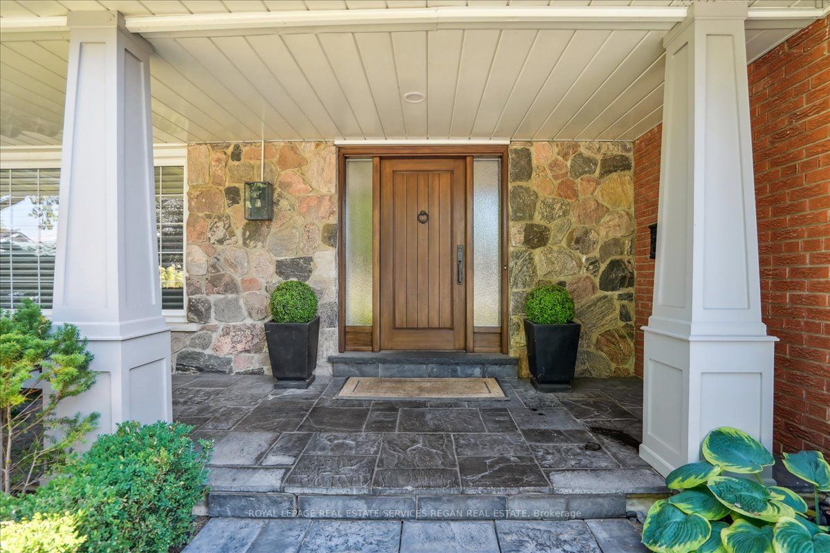 386 Moonglow Crt
