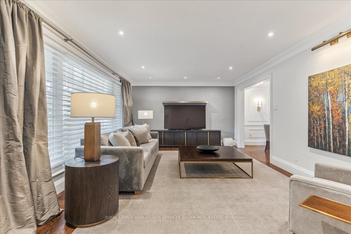 386 Moonglow Crt