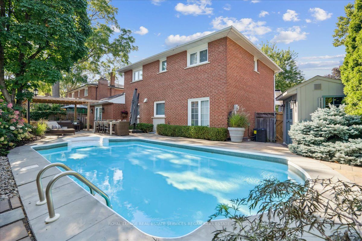 386 Moonglow Crt