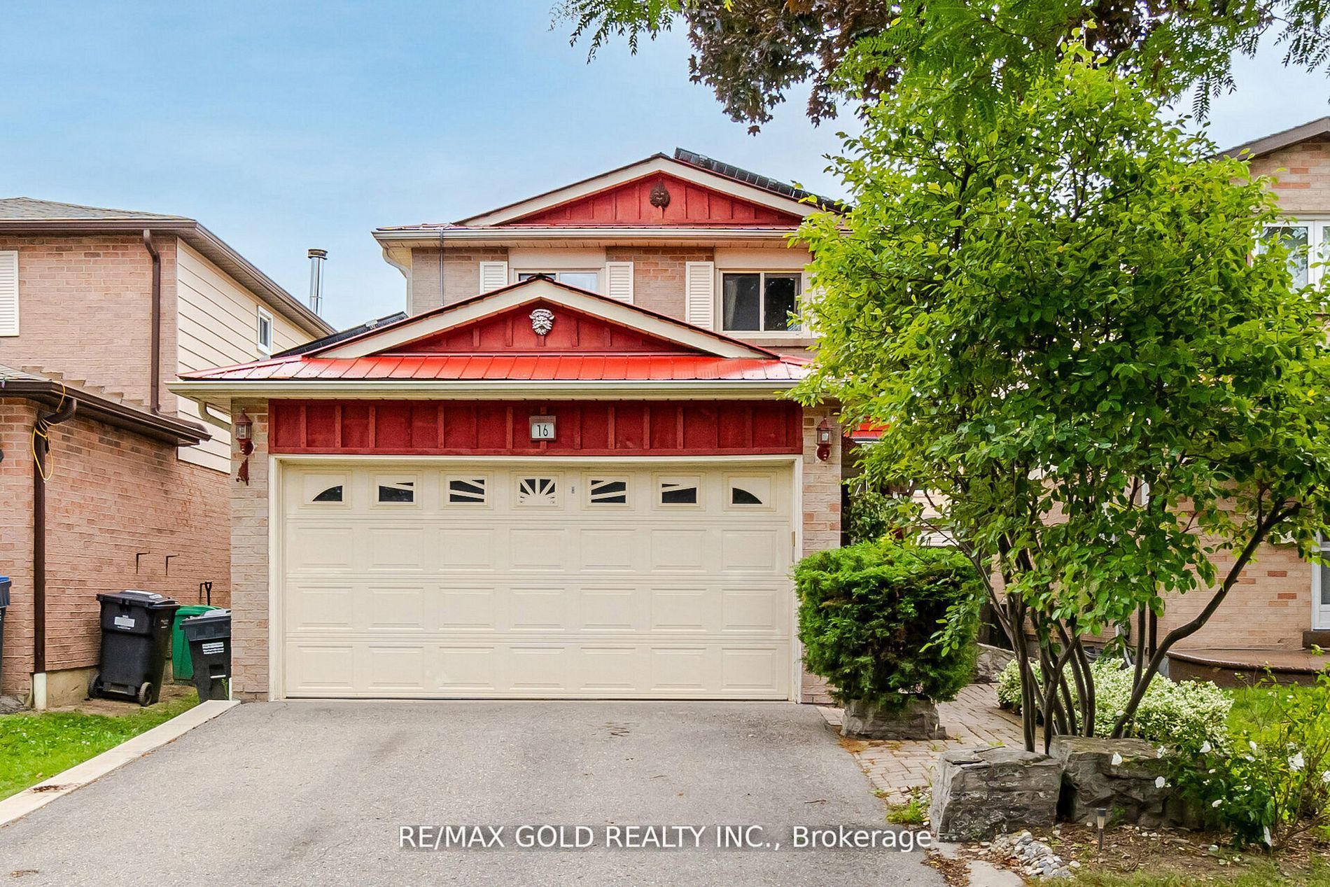16 Wheatfield Rd