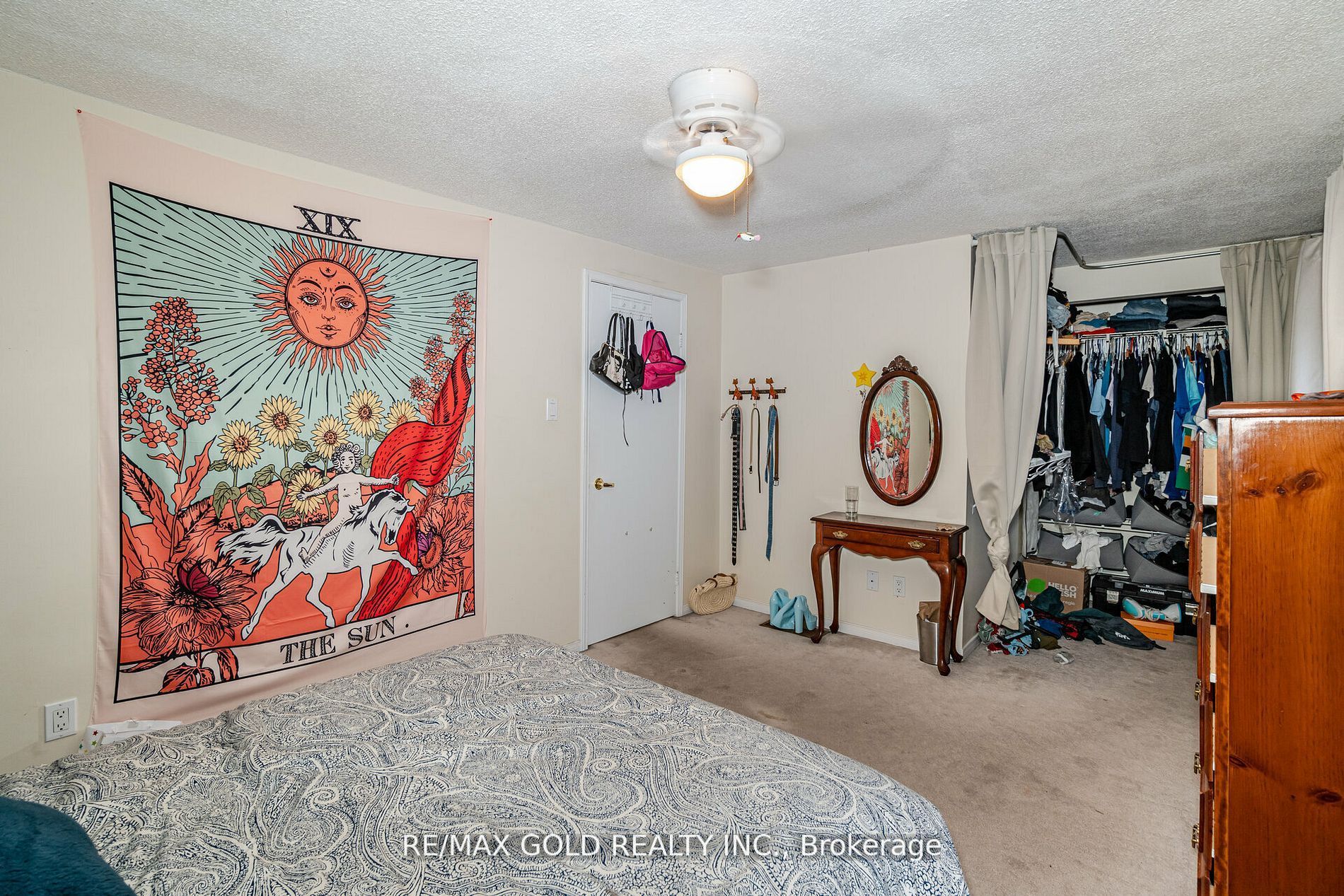 16 Wheatfield Rd