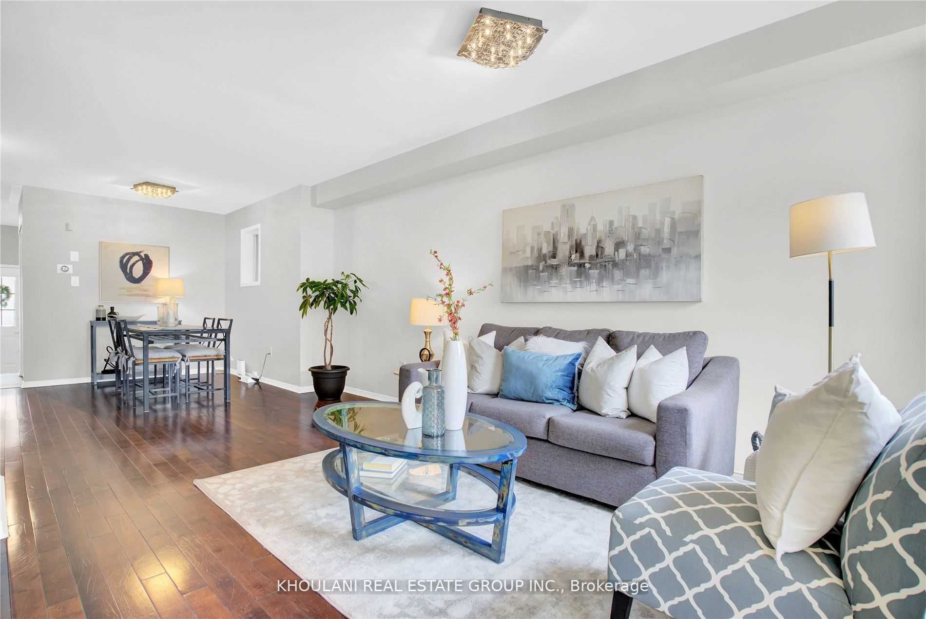 1215 Lamont Cres