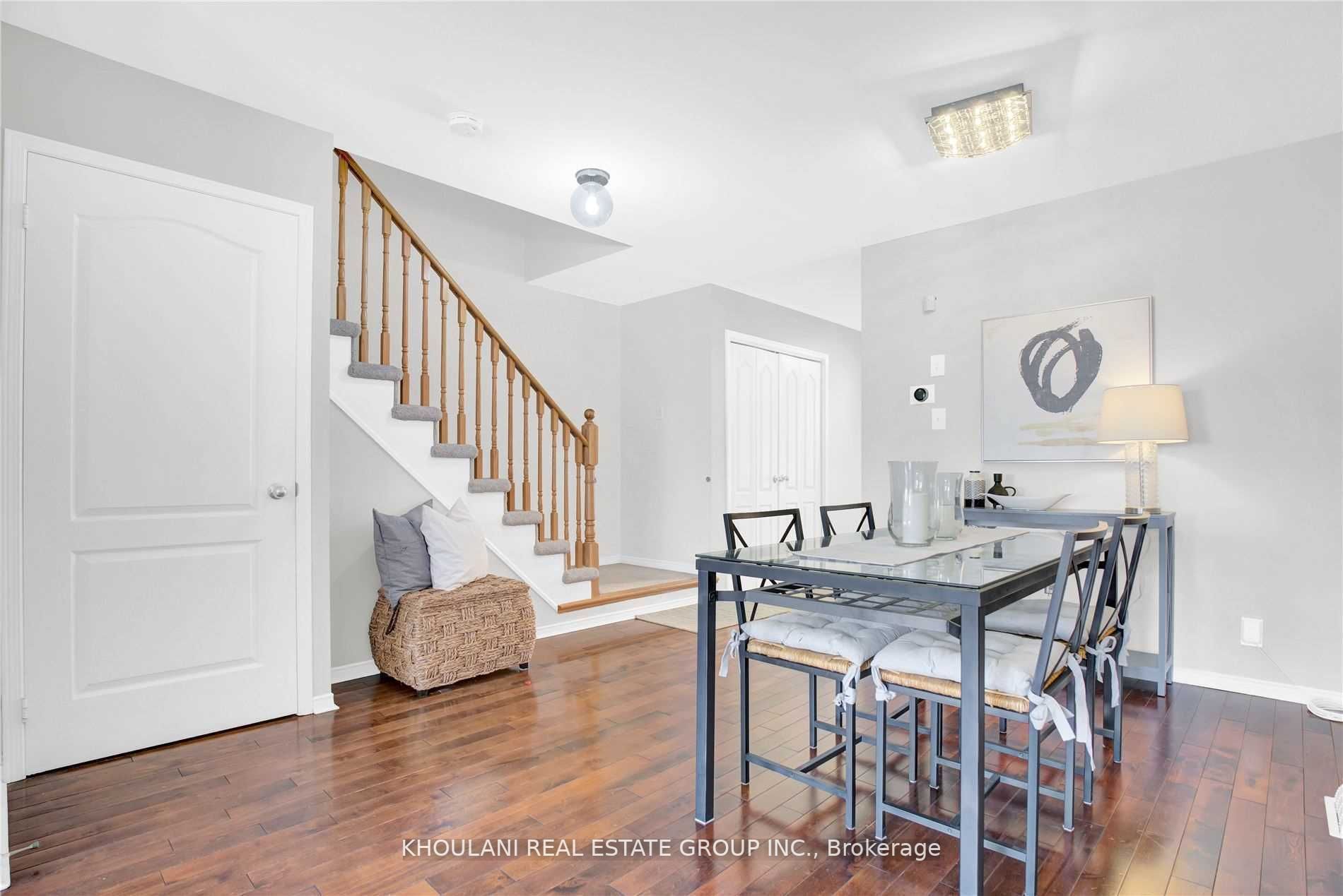1215 Lamont Cres