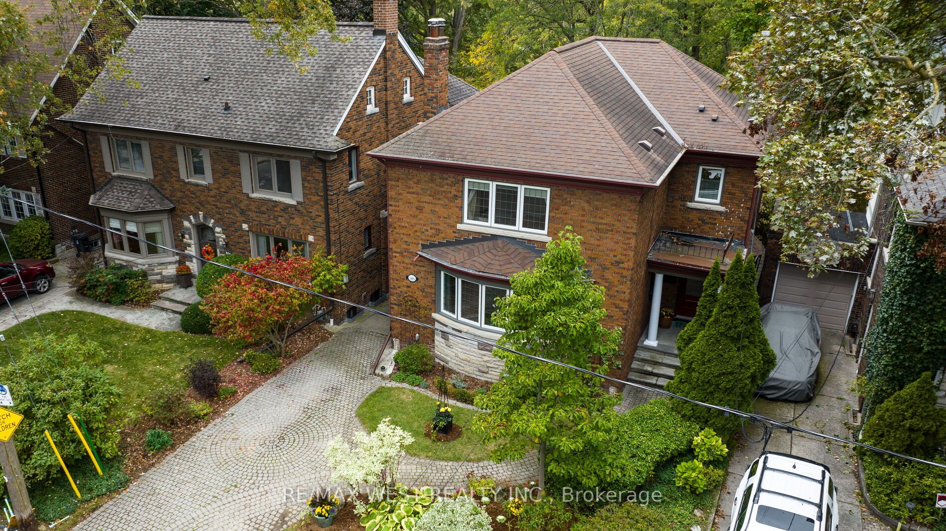 506 Riverside Dr