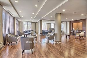 60 Heintzman St, #1613