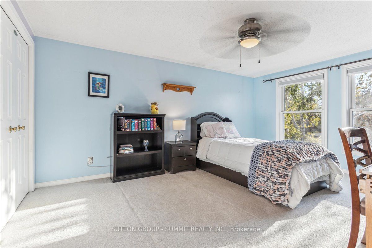 2153 Winding Way