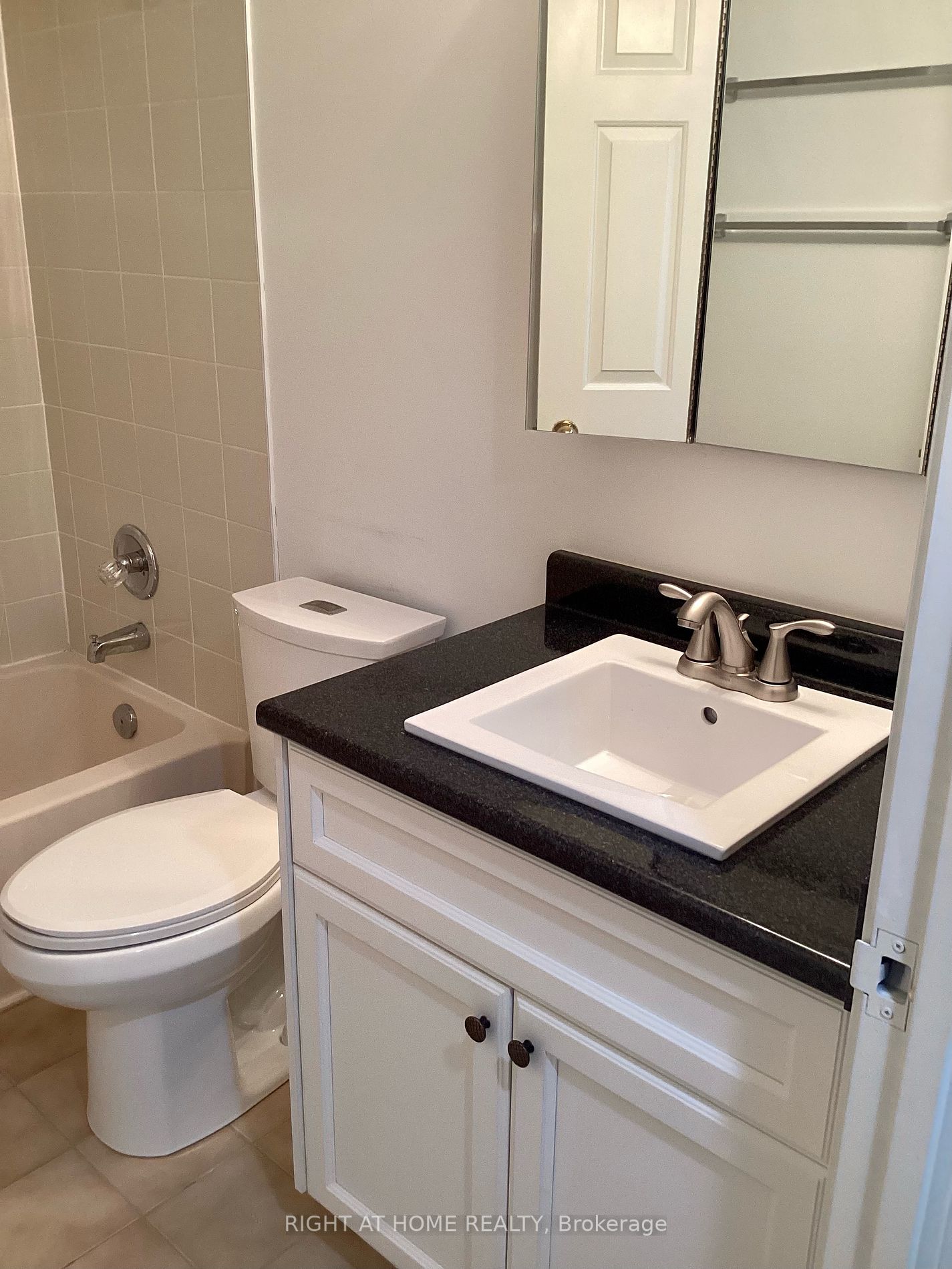 310 Mill St S, #505