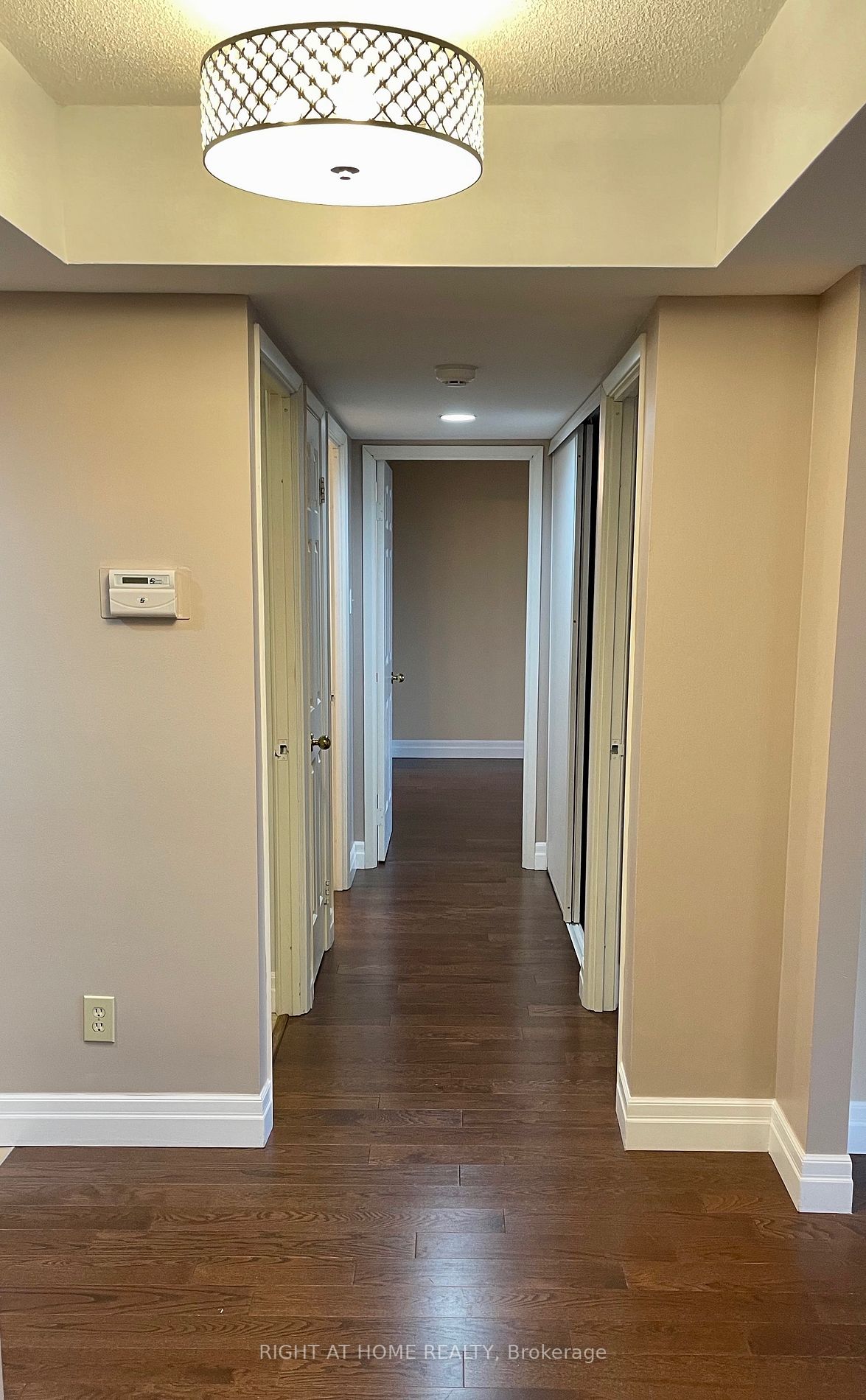 310 Mill St S, #505