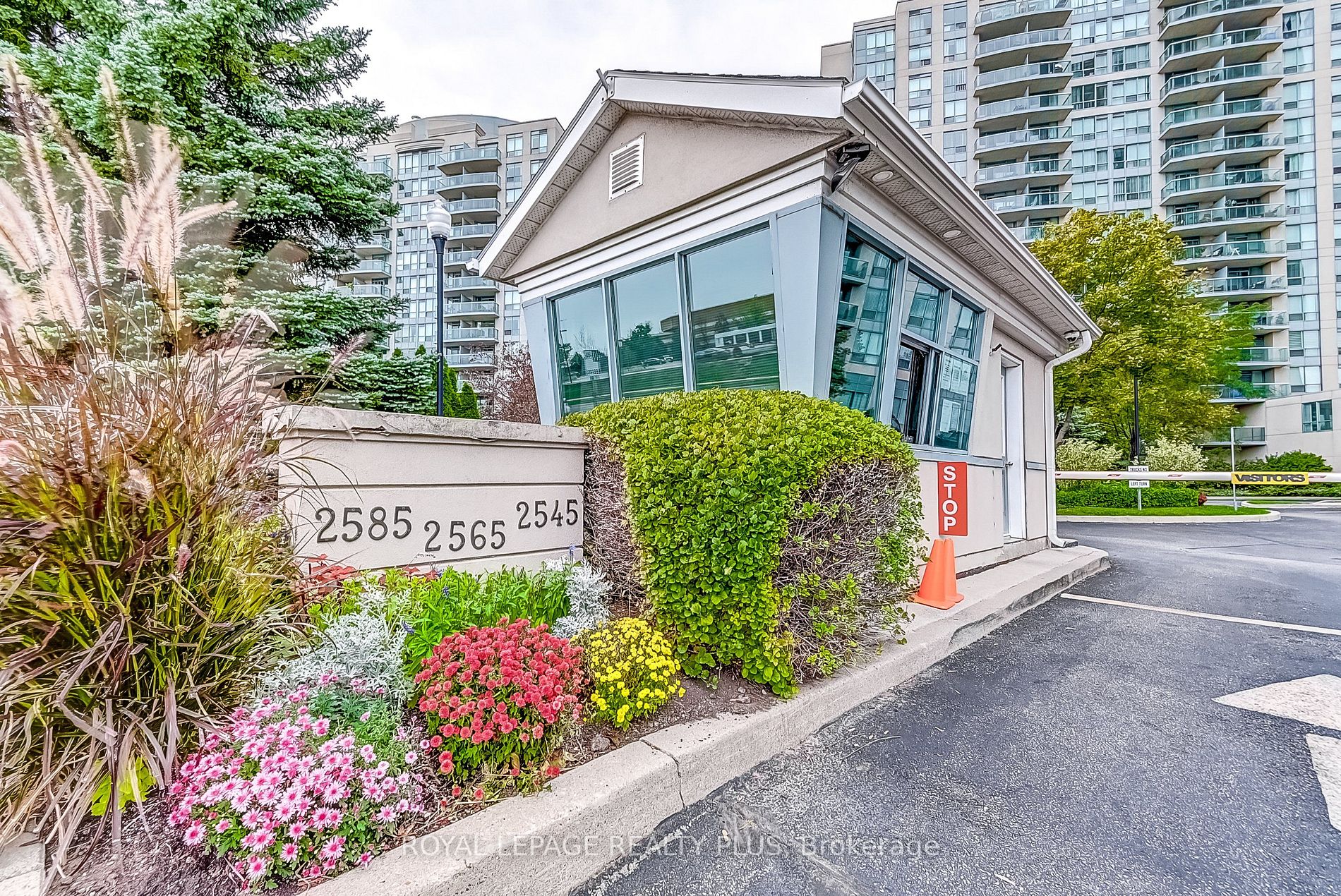2565 Erin Centre Blvd, #508