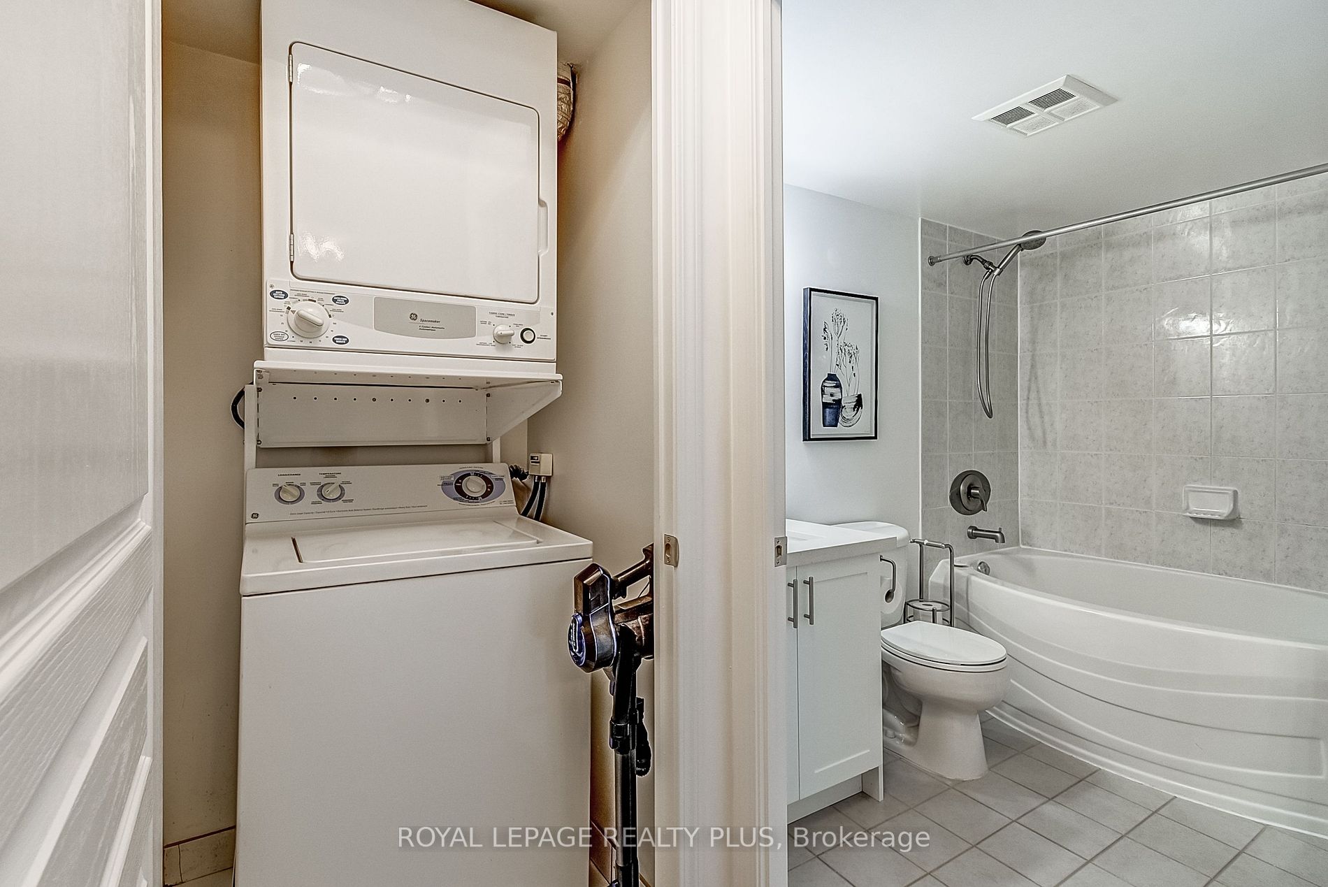 2565 Erin Centre Blvd, #508