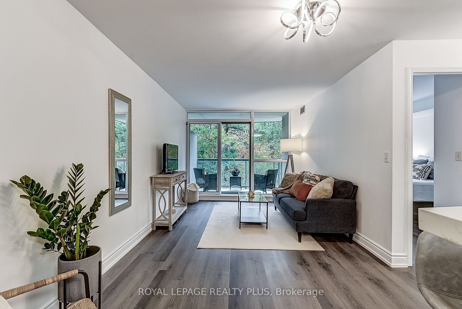 2565 Erin Centre Blvd, #508