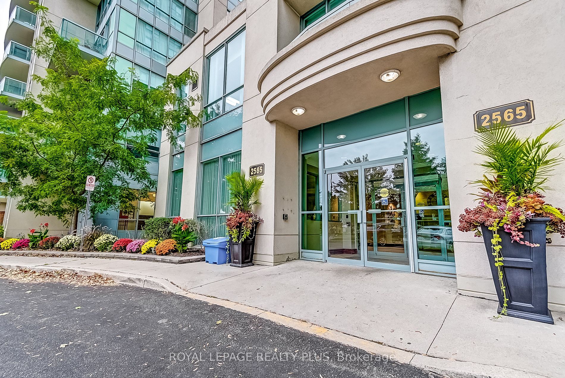 2565 Erin Centre Blvd, #508