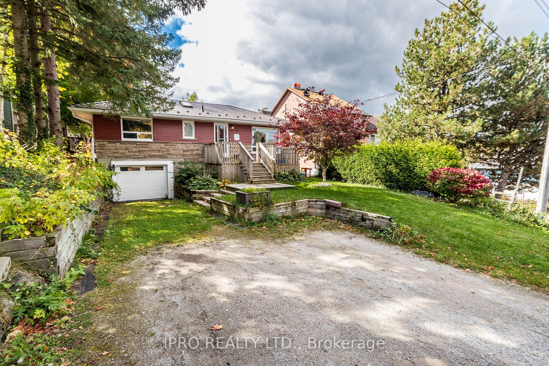 32 Victoria Avenue
