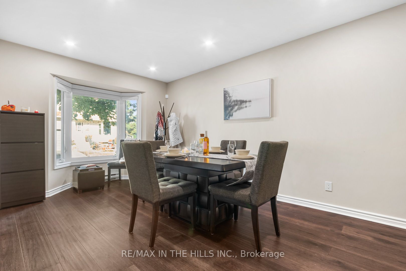 90 Lawrence Ave, #103